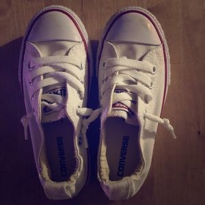 Converse tennis shoes